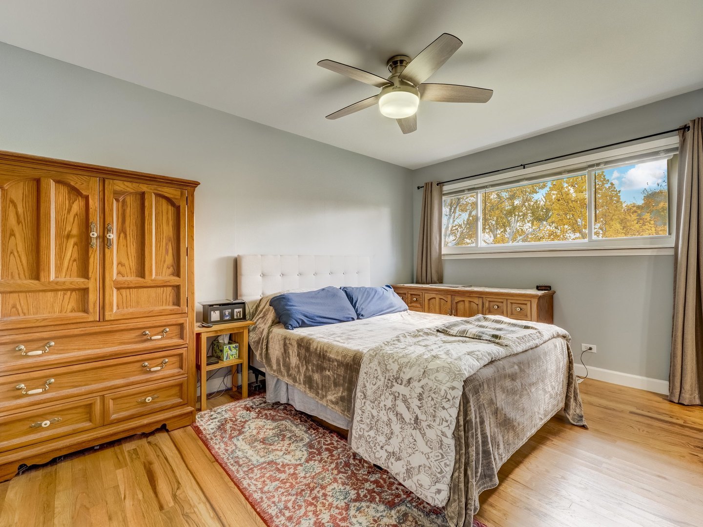 550 Norridge Lane, Hoffman Estates, IL 60169