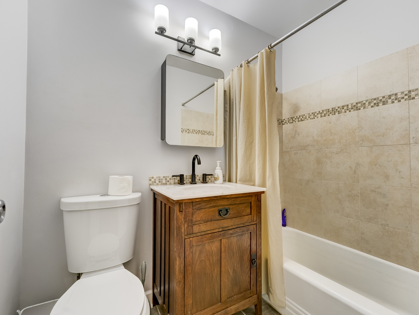 550 Norridge Lane, Hoffman Estates, IL 60169