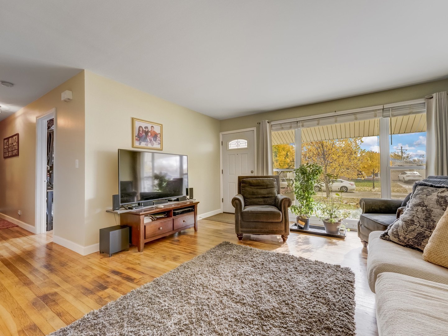 550 Norridge Lane, Hoffman Estates, IL 60169