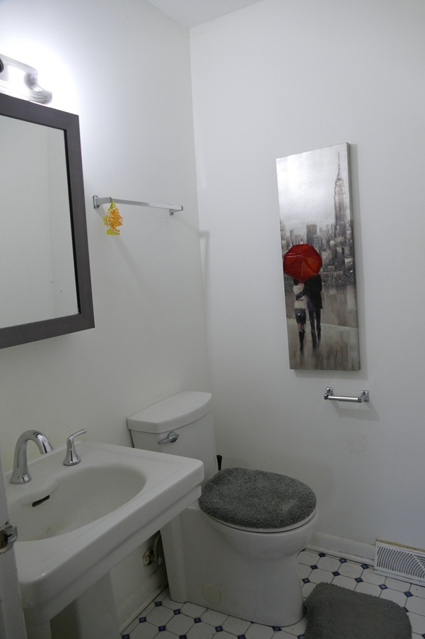 7724 Woodward Avenue #14-8G, Woodridge, IL 60517