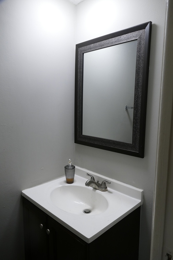 7724 Woodward Avenue #14-8G, Woodridge, IL 60517