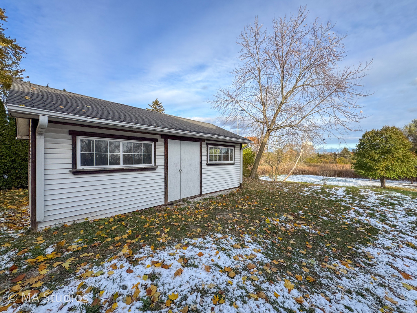 8S057 S Vine Street, Burr Ridge, IL 60527