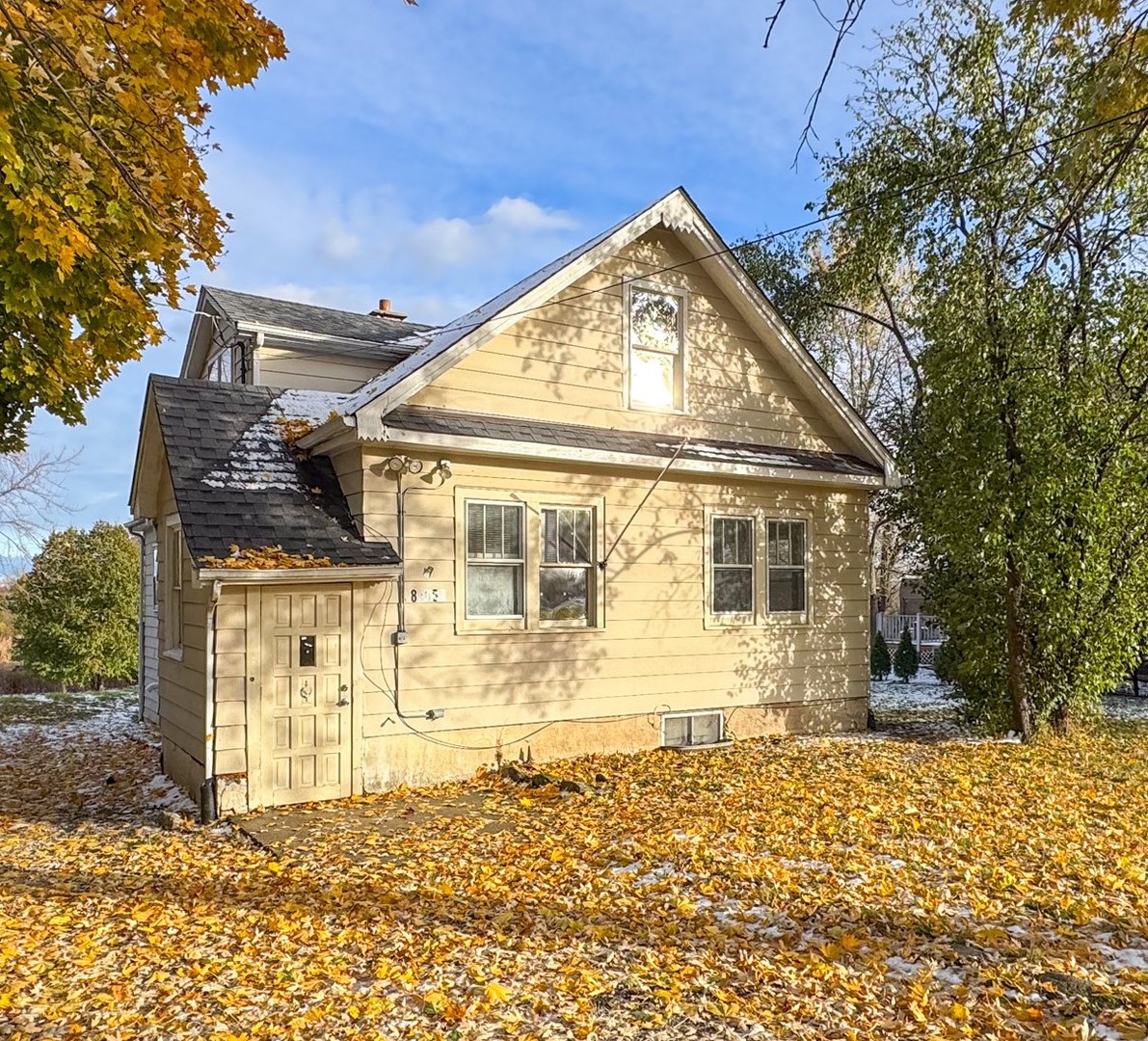 8S057 S Vine Street, Burr Ridge, IL 60527