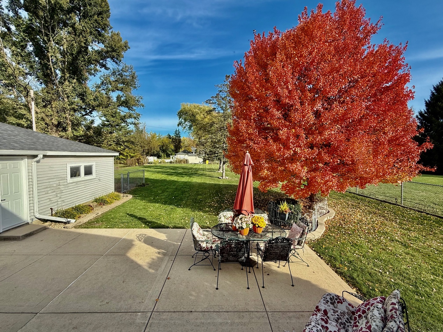 515 S Oakland Avenue, Villa Park, IL 60181