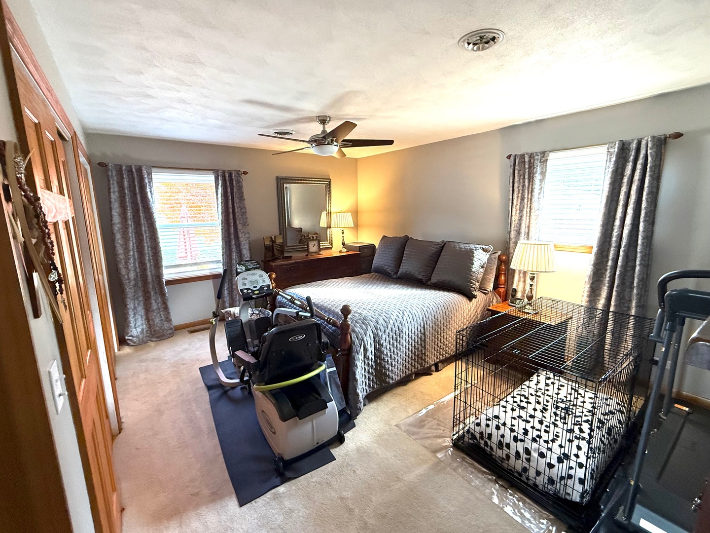 515 S Oakland Avenue, Villa Park, IL 60181