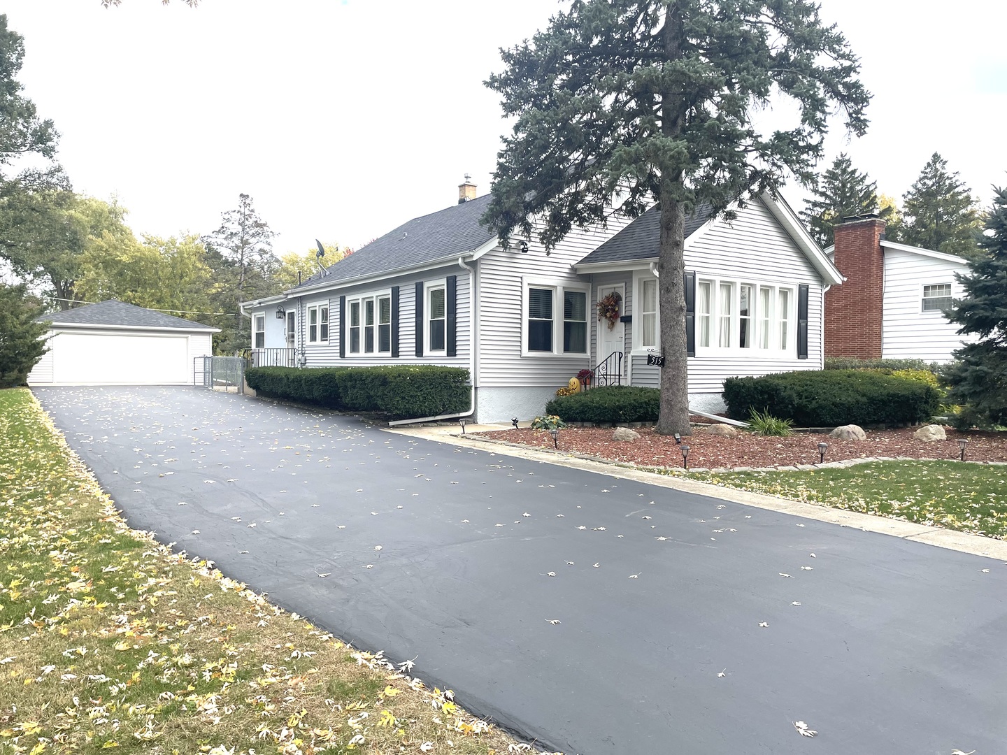 515 S Oakland Avenue, Villa Park, IL 60181