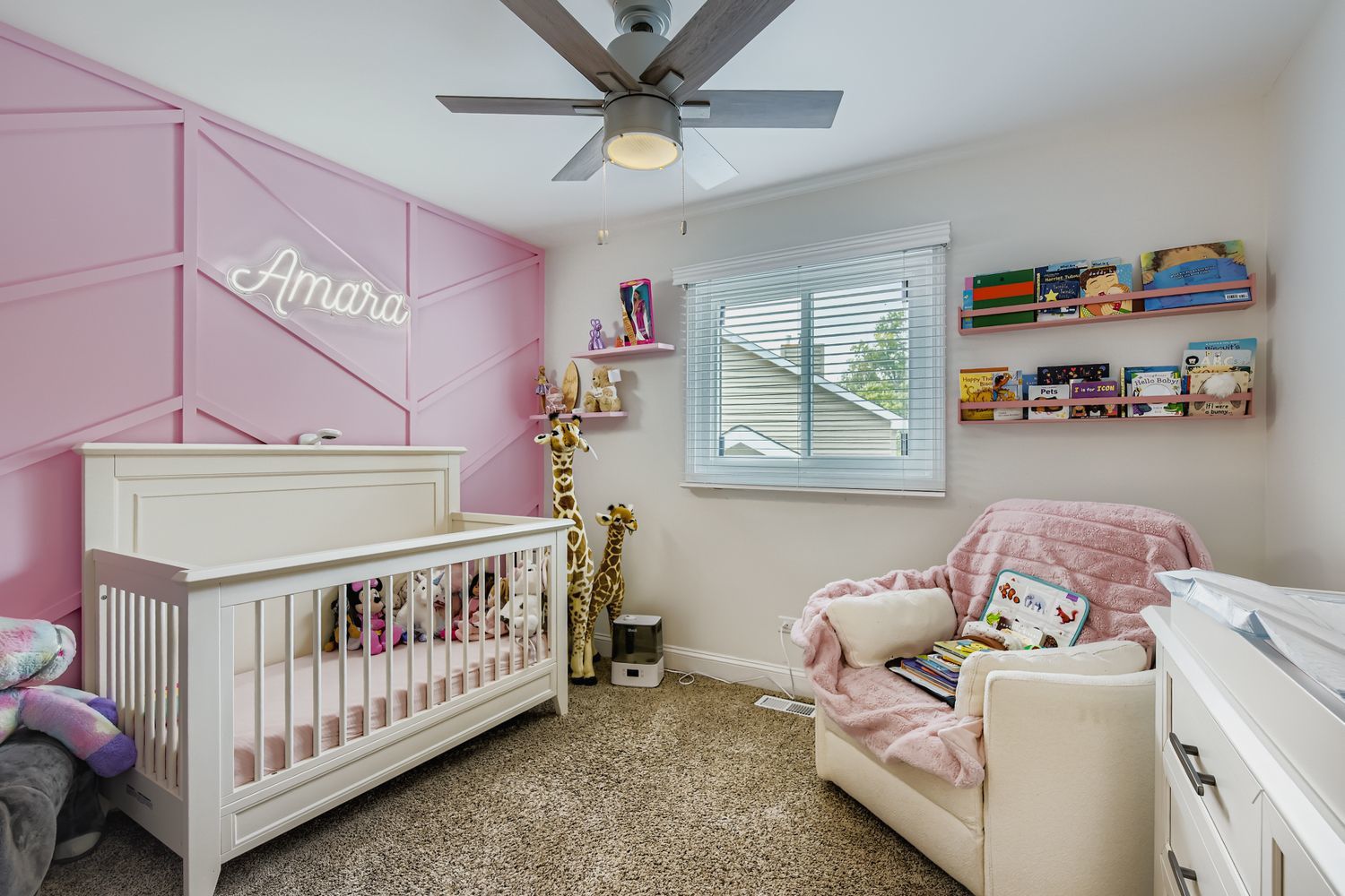 53 FALCON Place, Westmont, IL 60559