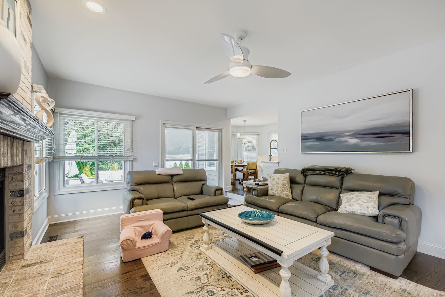 53 FALCON Place, Westmont, IL 60559