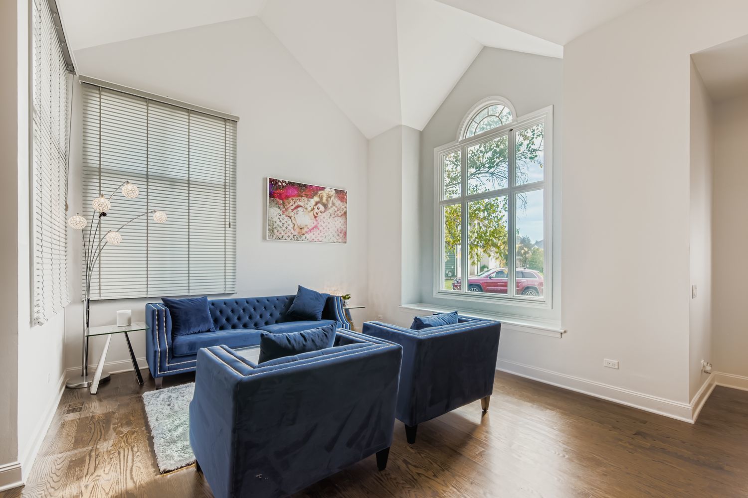 53 FALCON Place, Westmont, IL 60559