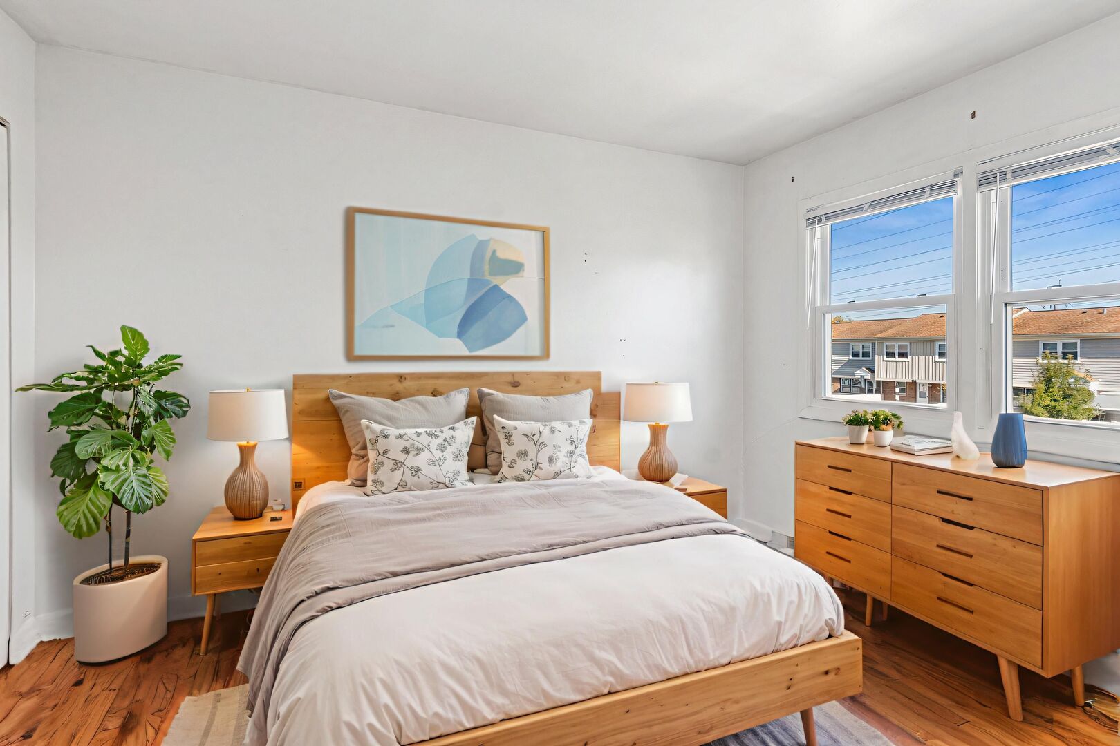 257 Bay Street, Wood Dale, IL 60191