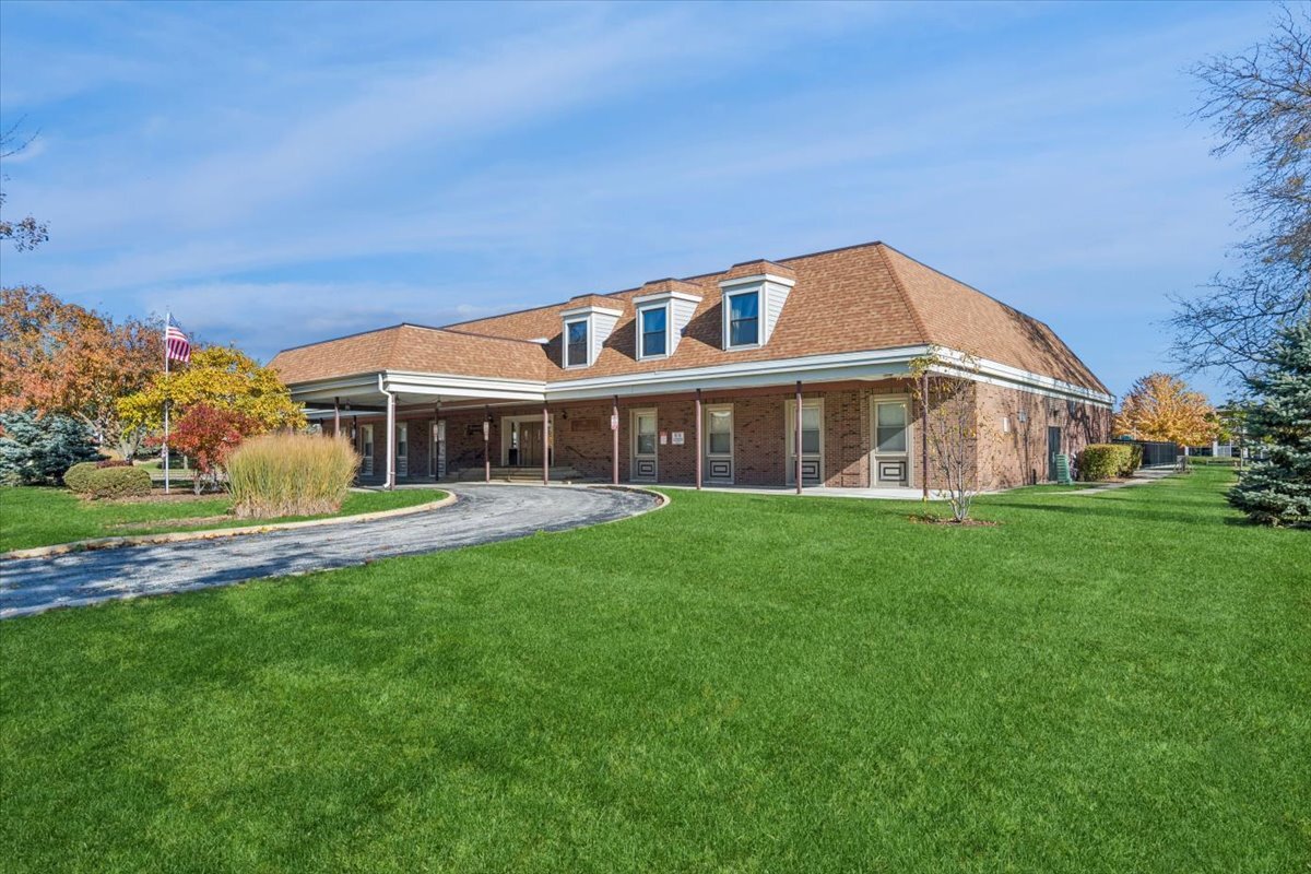 257 Bay Street, Wood Dale, IL 60191