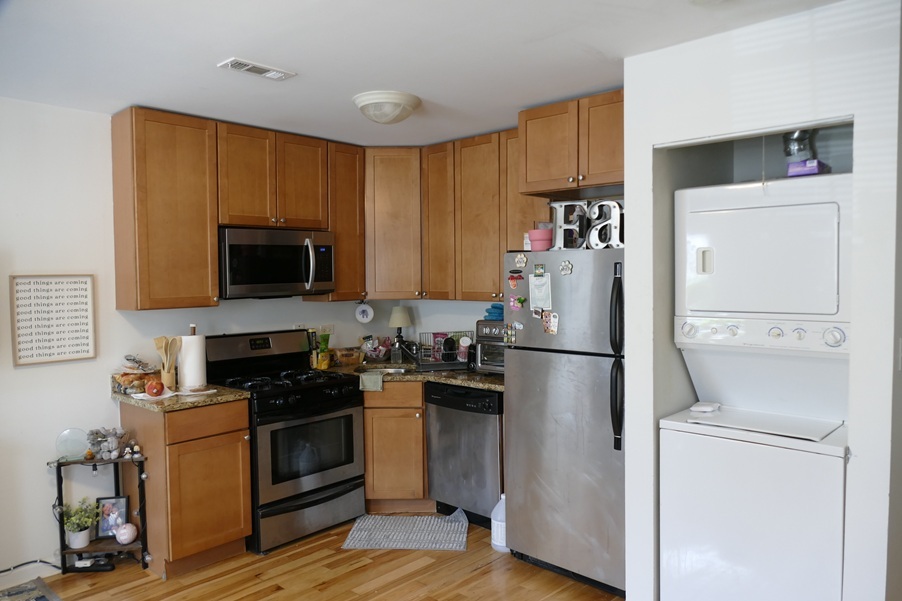 1338 W Erie Street #2, Chicago, IL 60642