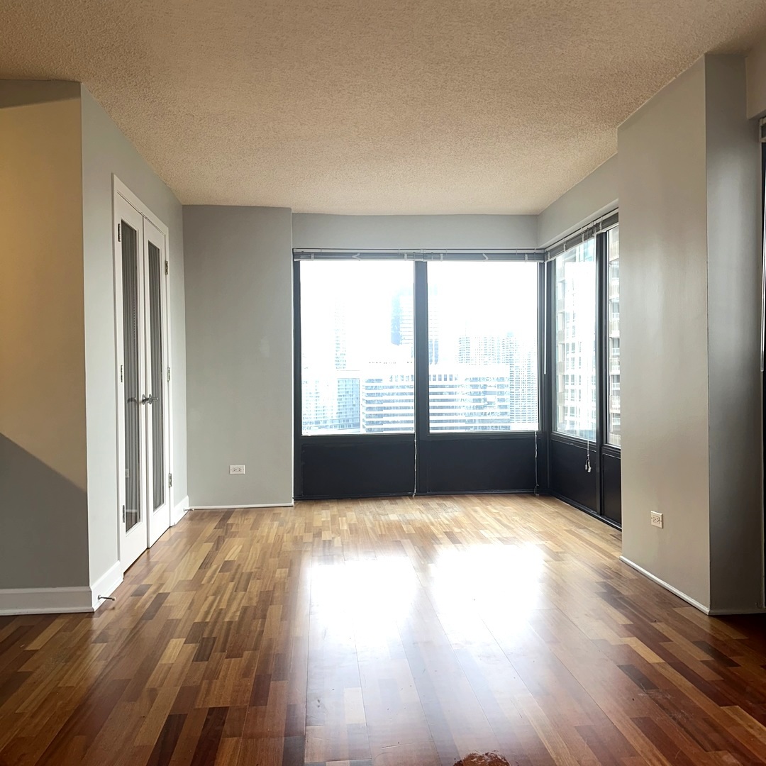 30 E HURON Street #4304, Chicago, IL 60611