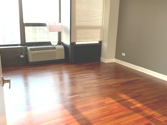 30 E HURON Street #4304, Chicago, IL 60611