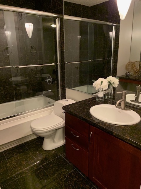 30 E HURON Street #4304, Chicago, IL 60611