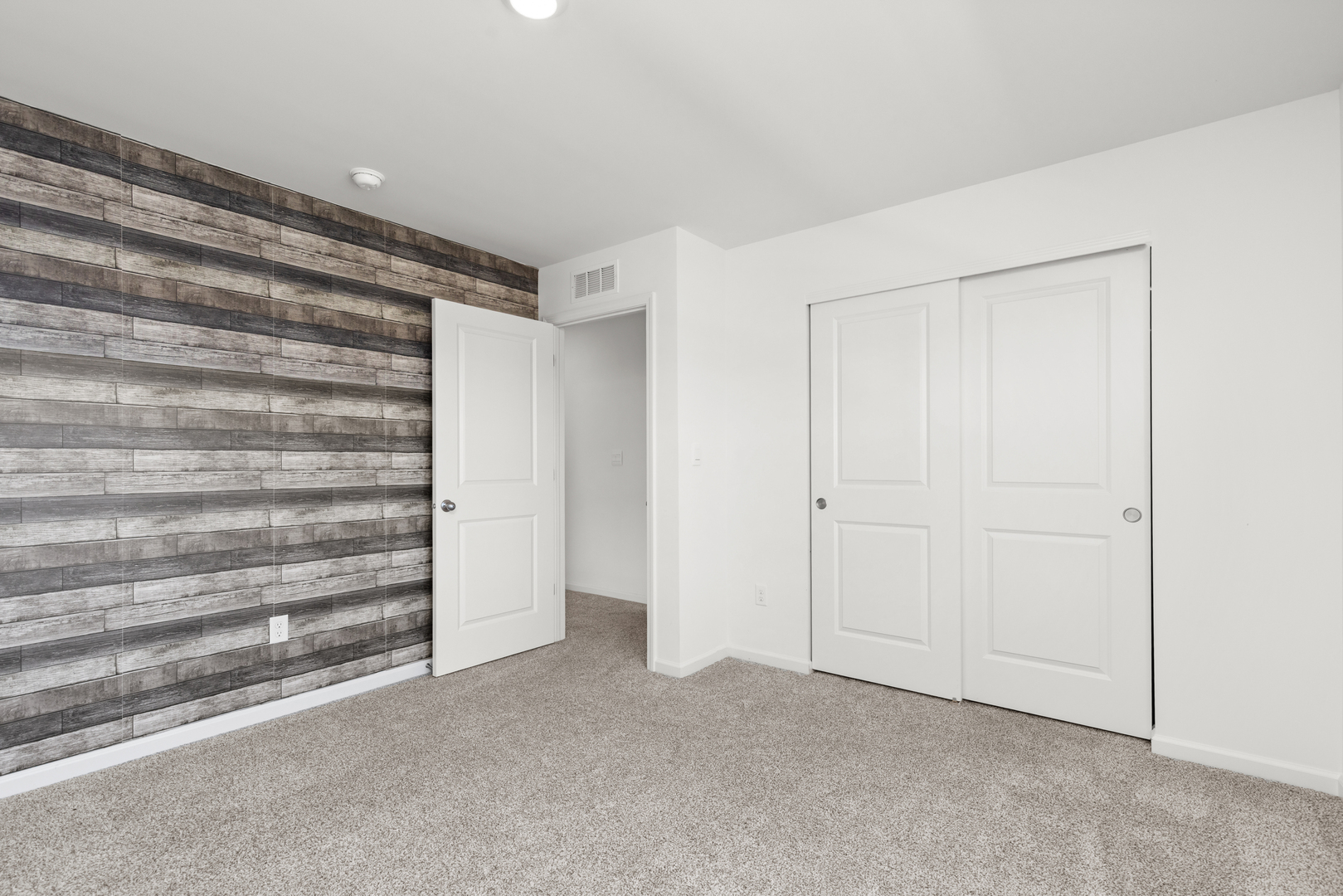 2461 Tahoe Lane, Pingree Grove, IL 60140