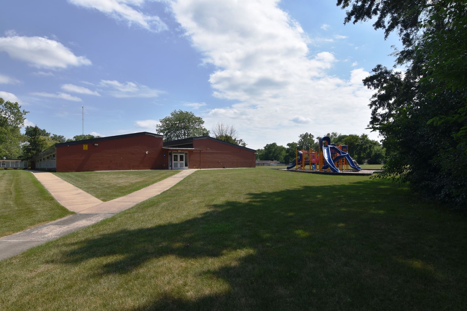 317 Mohawk Street, Park Forest, IL 60466