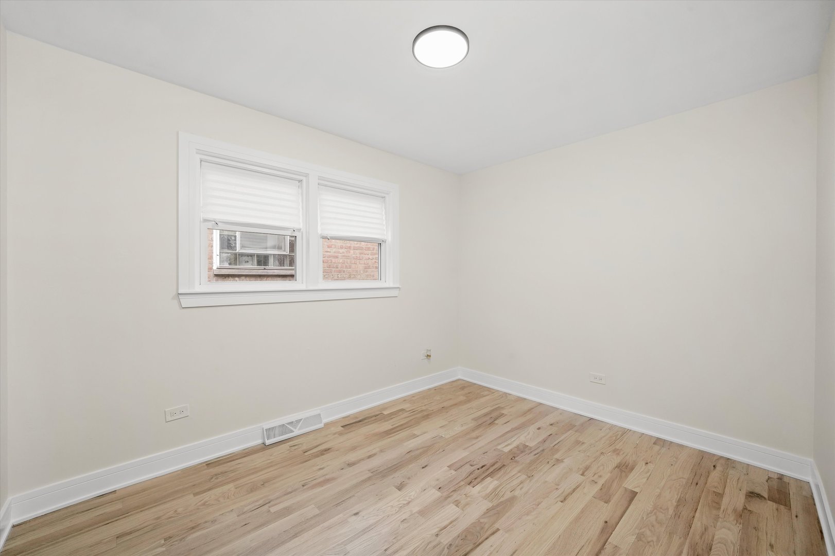 6709 W 59th Street, Chicago, IL 60638