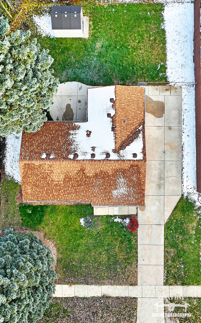 124 Olympic Drive, Bolingbrook, IL 60440