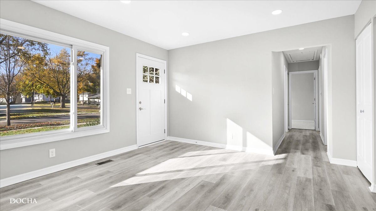 124 Olympic Drive, Bolingbrook, IL 60440