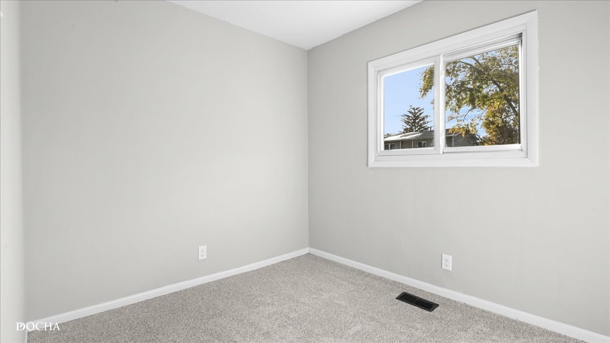 124 Olympic Drive, Bolingbrook, IL 60440