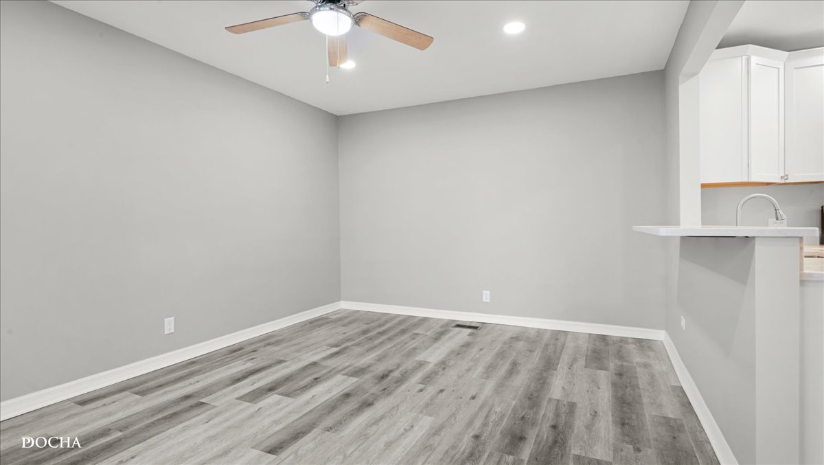 124 Olympic Drive, Bolingbrook, IL 60440