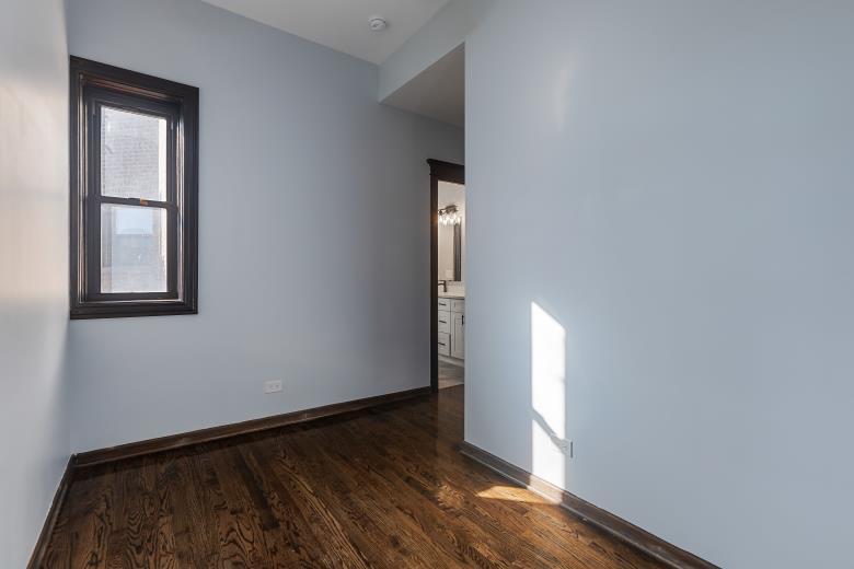 444 E 48th Street #2W, Chicago, IL 60615