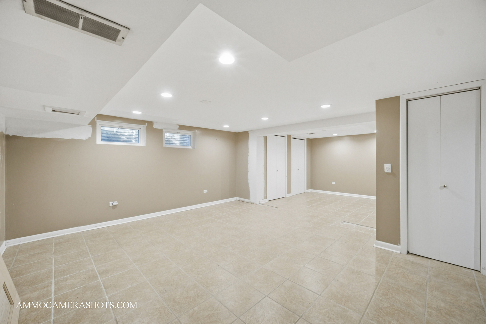 449 N Wesley Drive, Addison, IL 60101