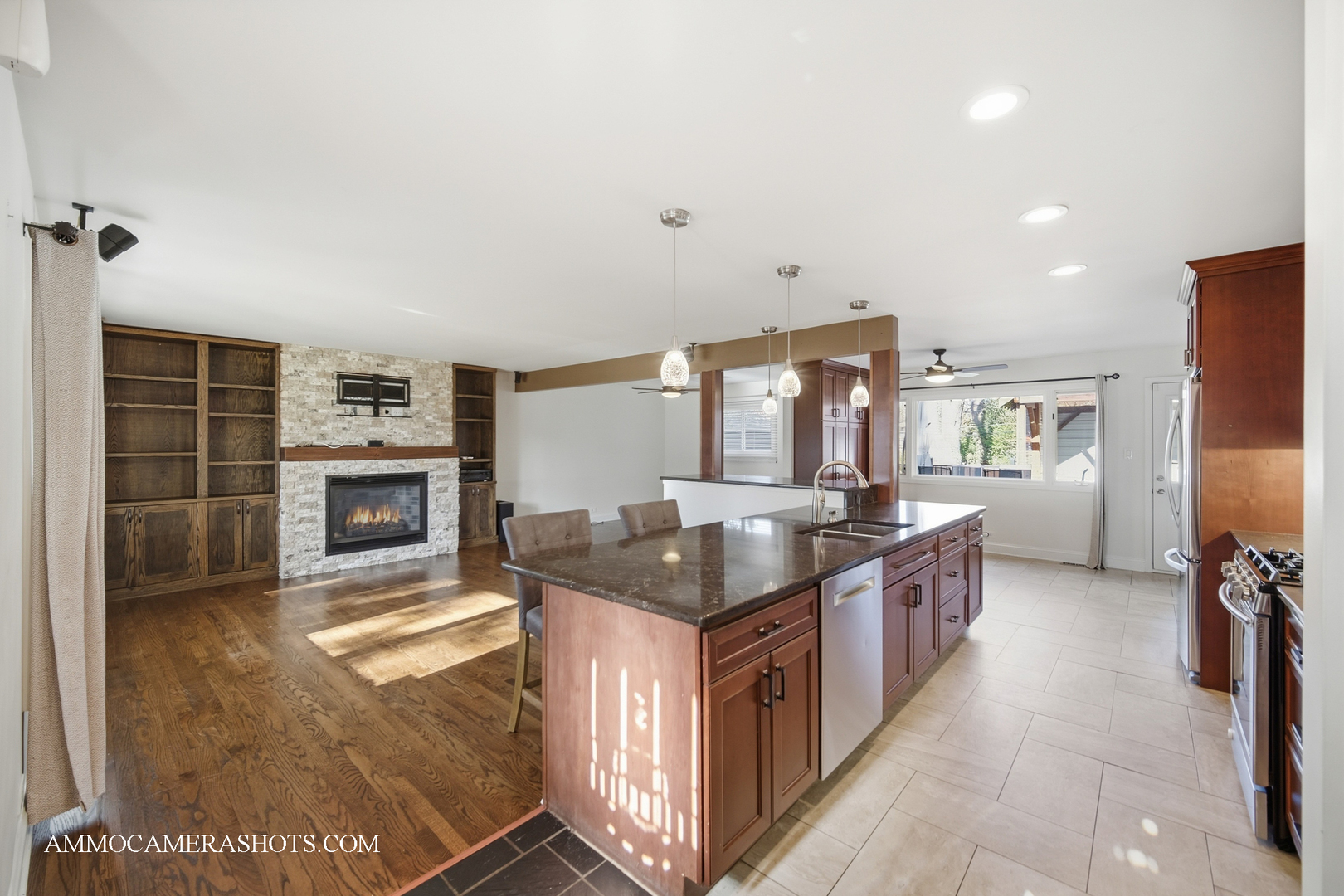 449 N Wesley Drive, Addison, IL 60101