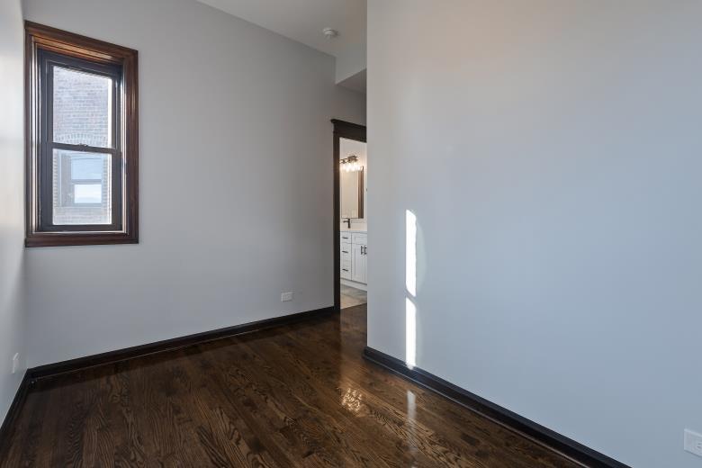 444 E 48th Street #3W, Chicago, IL 60615