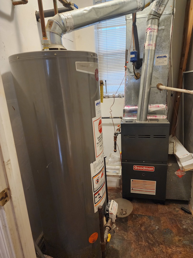 7835 S Saginaw Avenue #2, Chicago, IL 60649