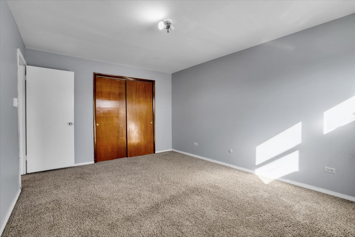 18333 Wentworth Avenue #7, Lansing, IL 60438