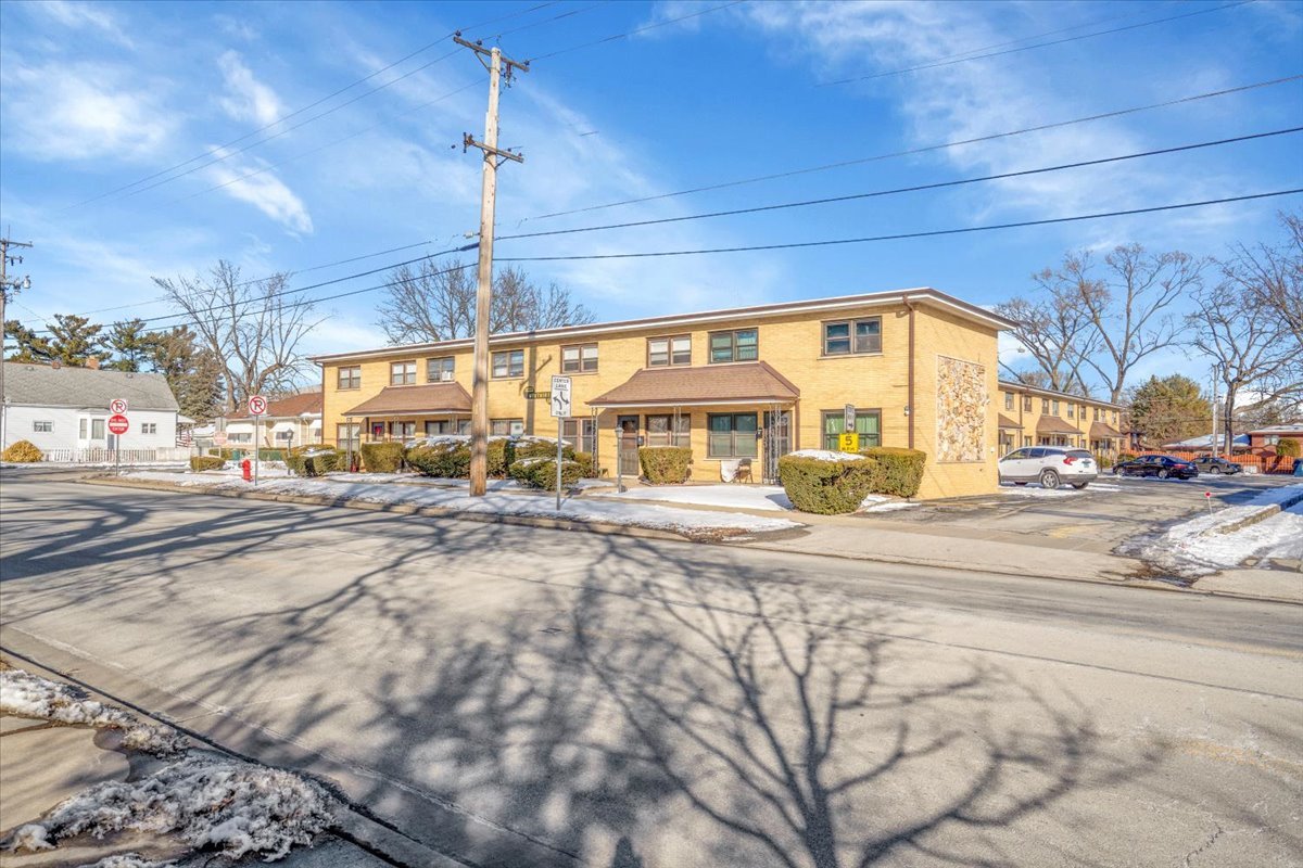 18333 Wentworth Avenue #7, Lansing, IL 60438