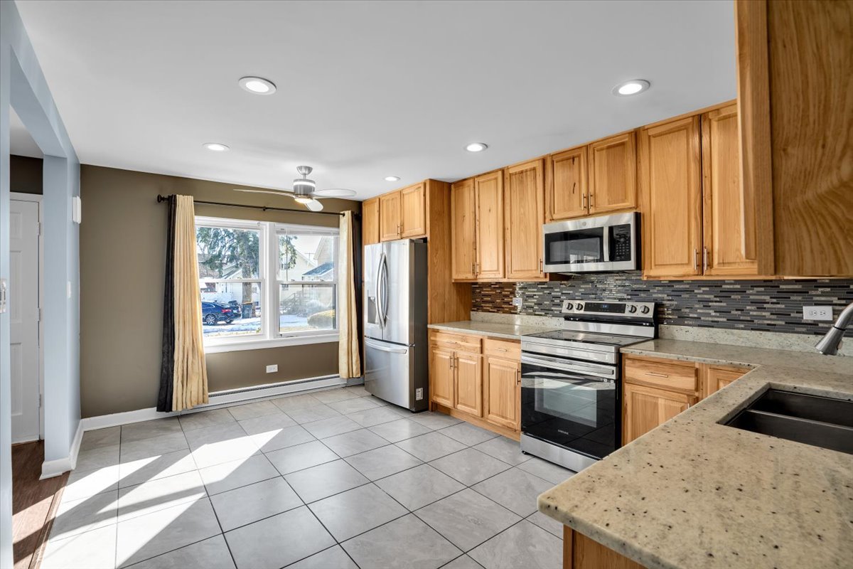 18333 Wentworth Avenue #7, Lansing, IL 60438