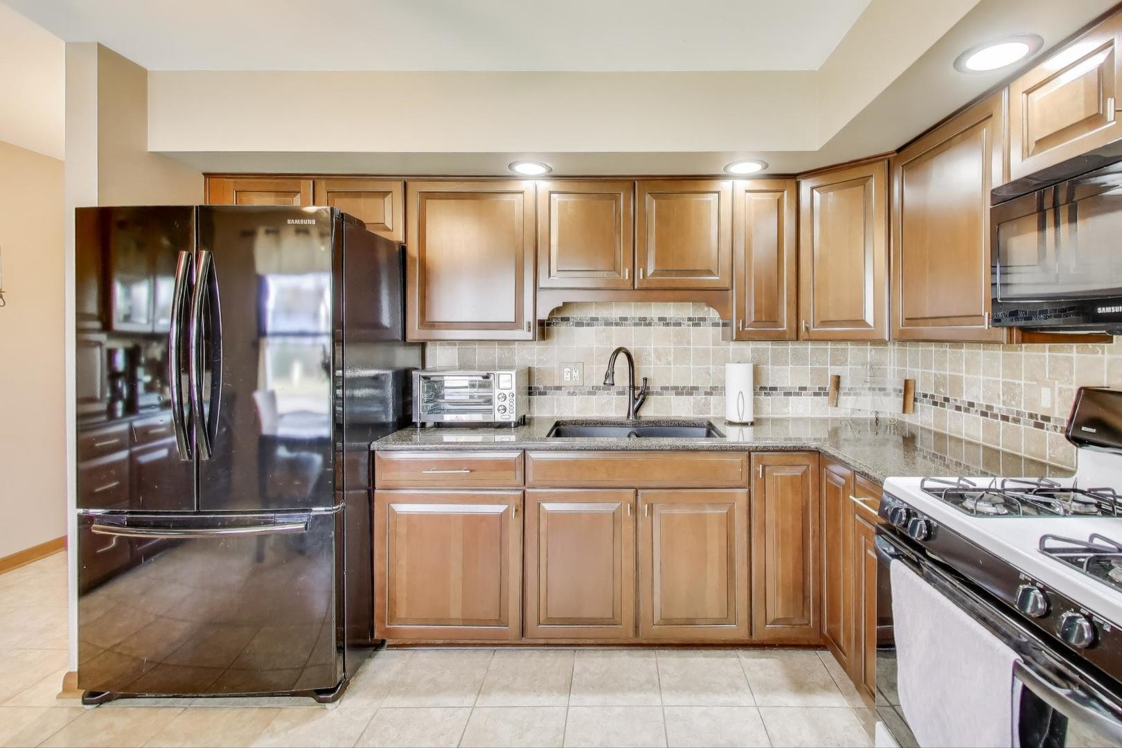 3322 Cannonball Trail, Yorkville, IL 60560