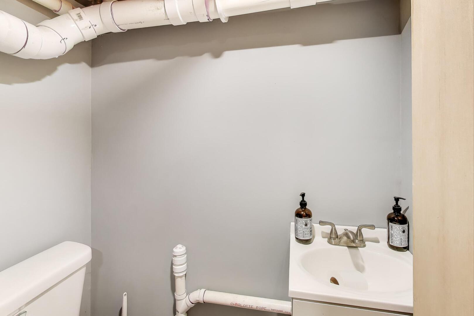 121 W Fremont Street, Arlington Heights, IL 60004