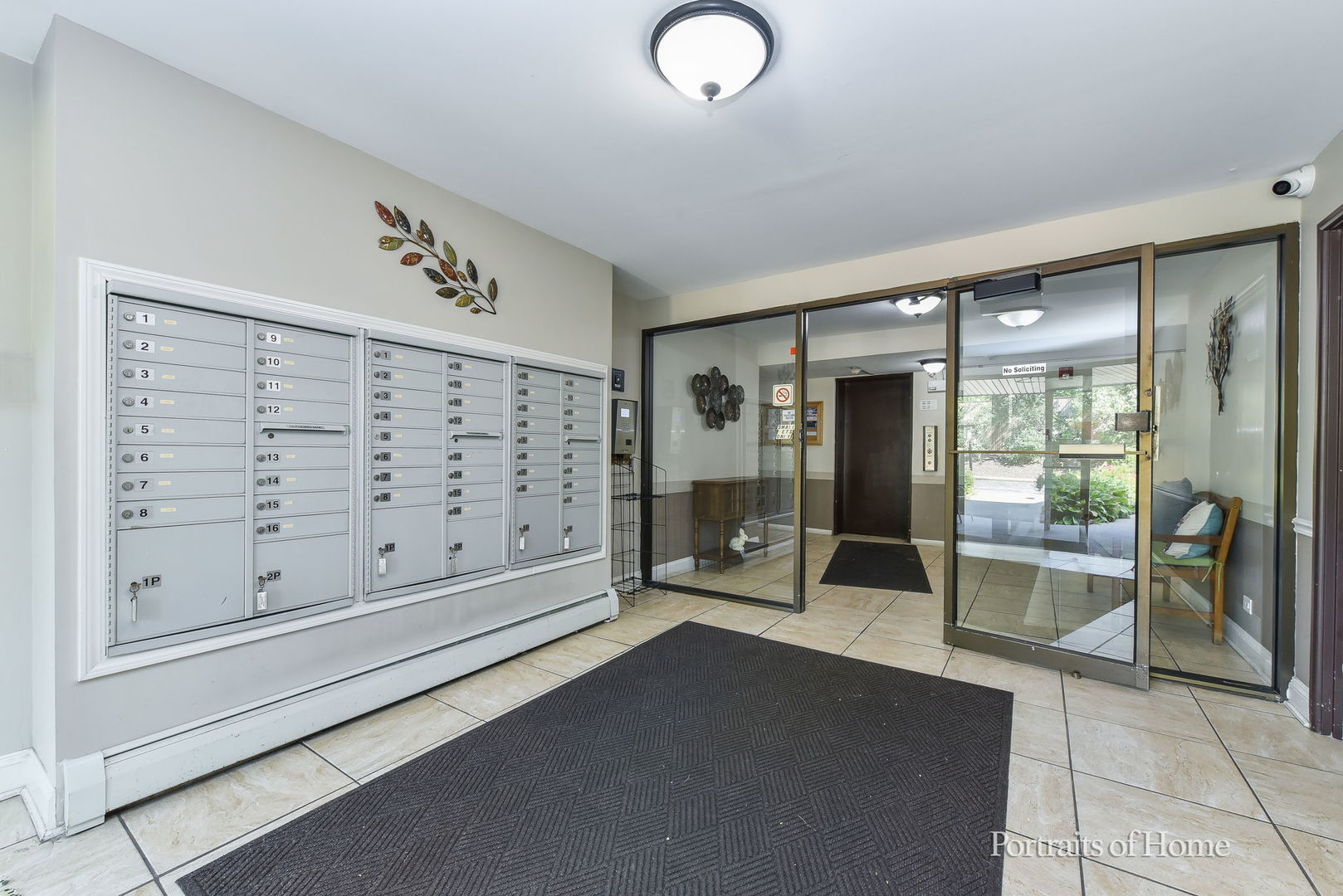 6630 S Brainard Avenue #203, Countryside, IL 60525