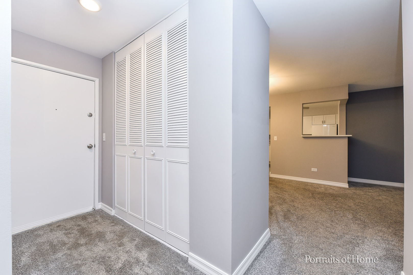 6630 S Brainard Avenue #203, Countryside, IL 60525