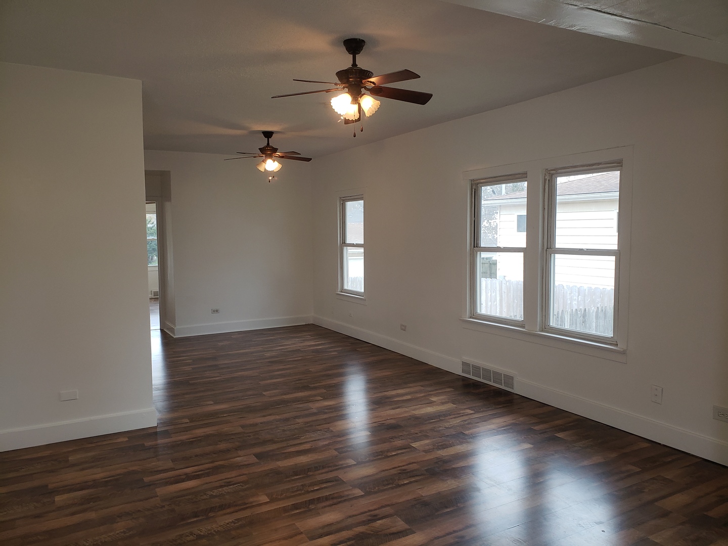 329 S Monterey Avenue, Villa Park, IL 60181