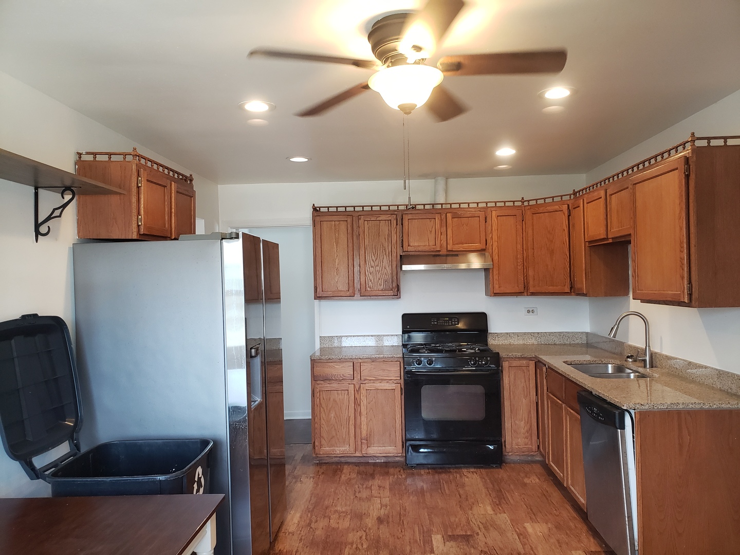 329 S Monterey Avenue, Villa Park, IL 60181