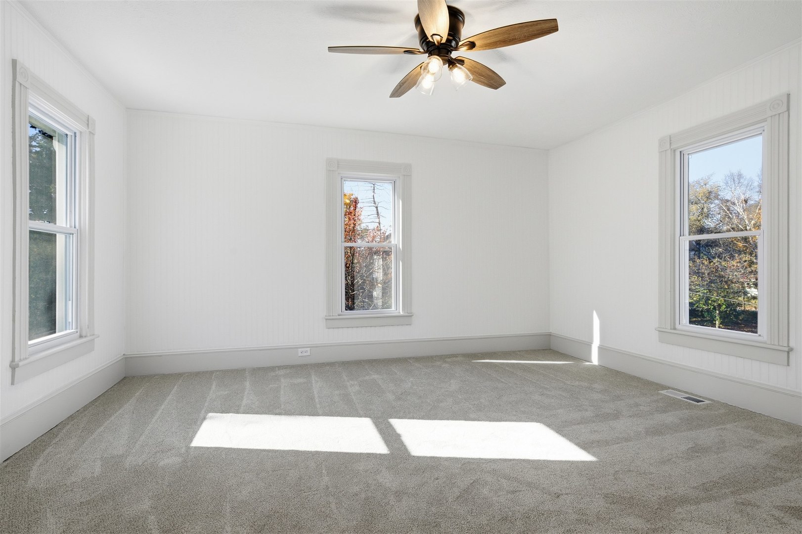 1006 S East Street, Bloomington, IL 61701