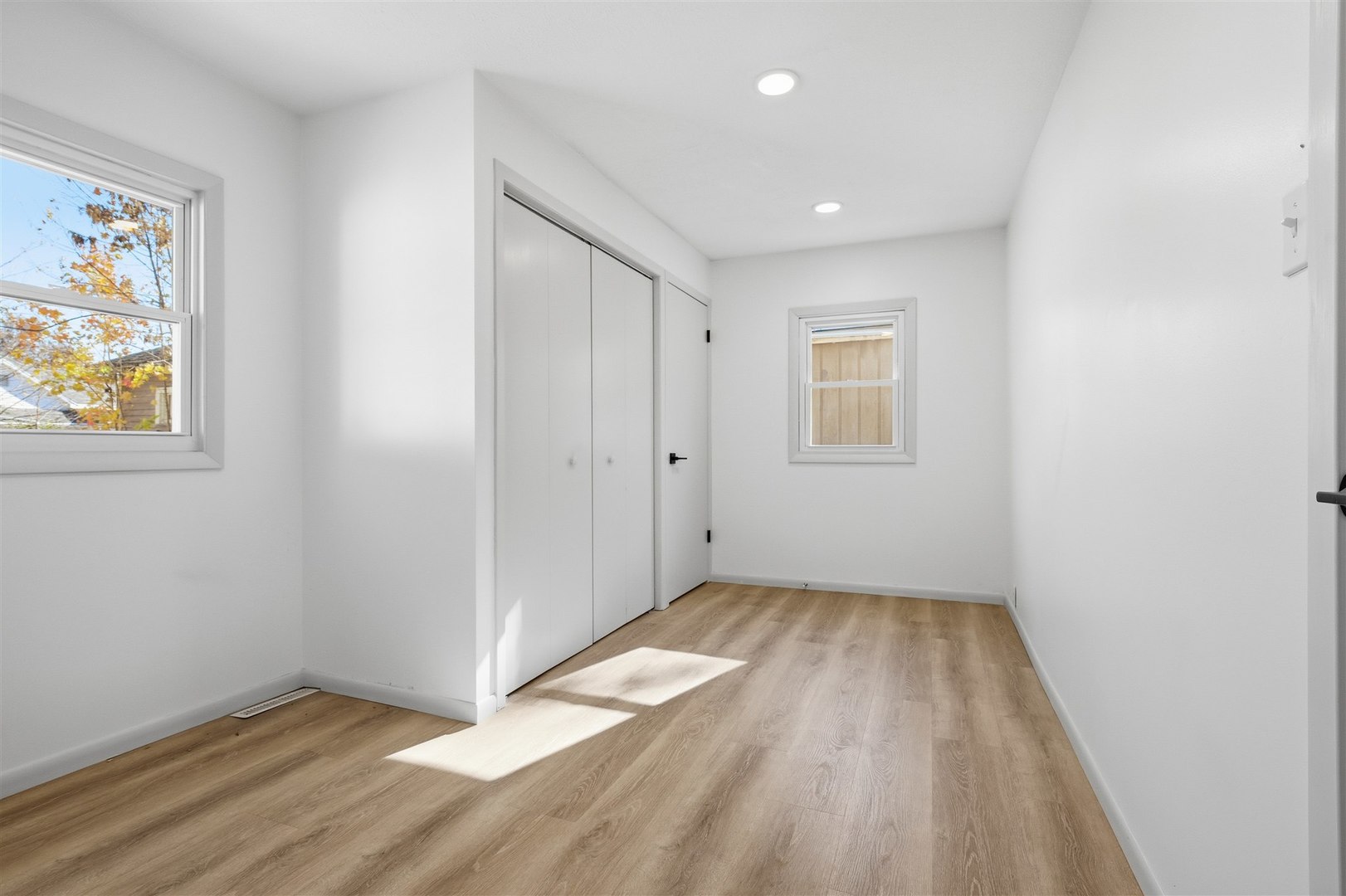 1006 S East Street, Bloomington, IL 61701