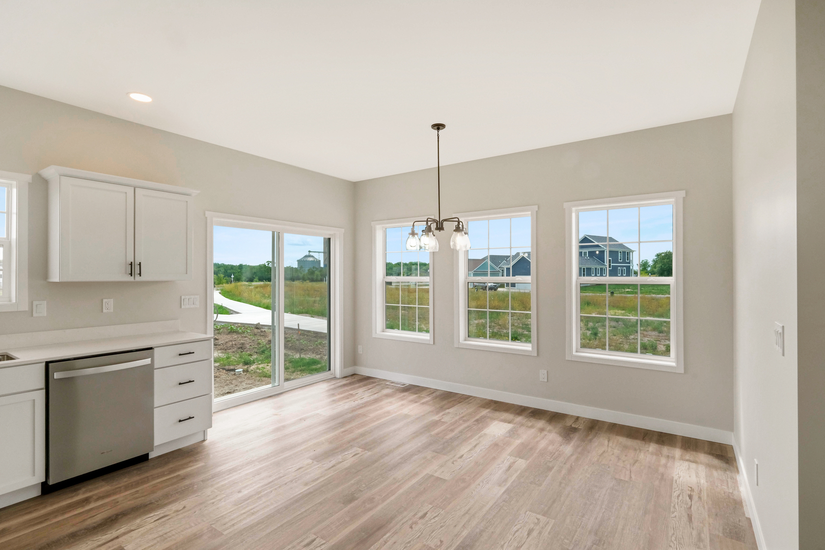 9 Lilac Lane, Ottawa, IL 61350