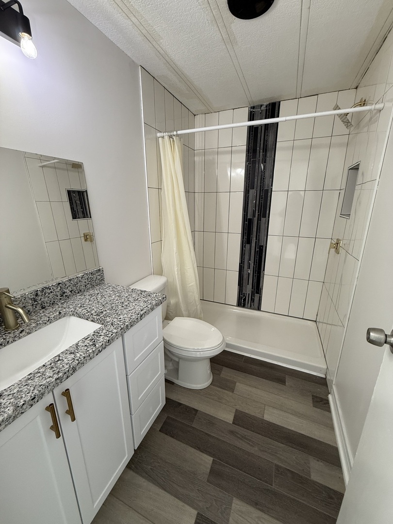 25 Hearthside Drive, Matteson, IL 60443