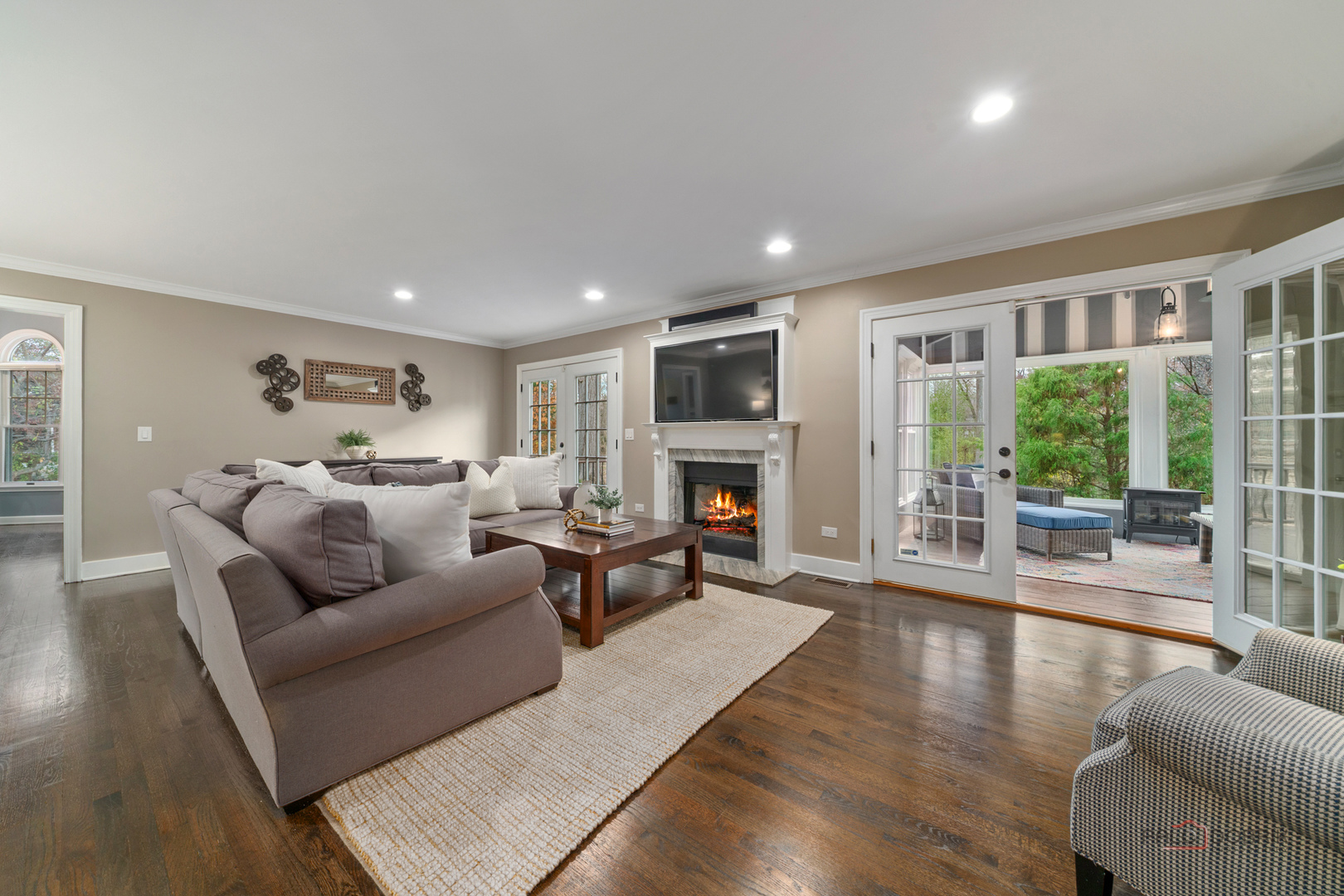 15393 W Oak Spring Road, Libertyville, IL 60048