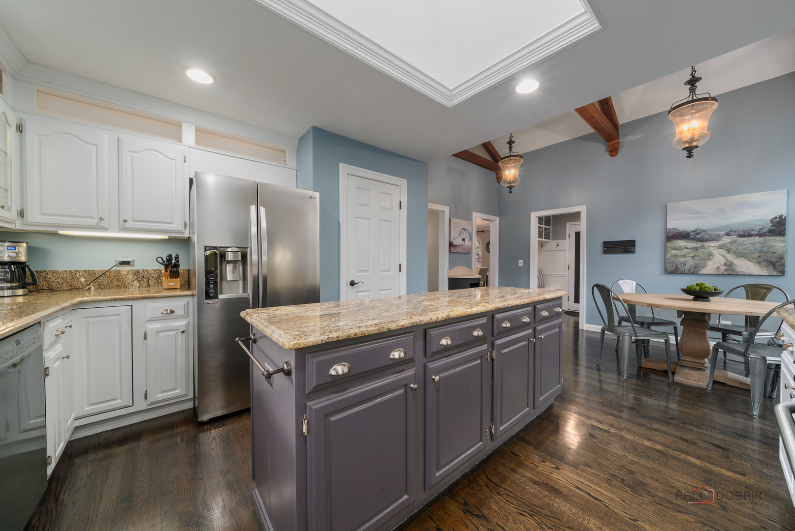 15393 W Oak Spring Road, Libertyville, IL 60048