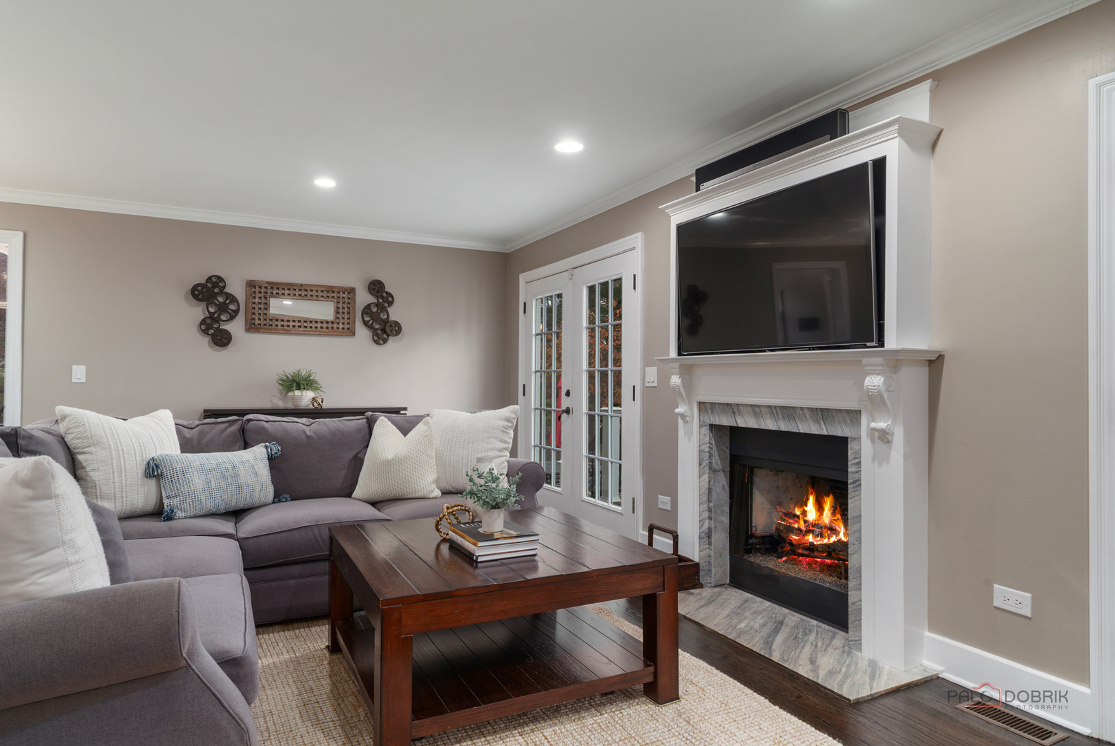 15393 W Oak Spring Road, Libertyville, IL 60048