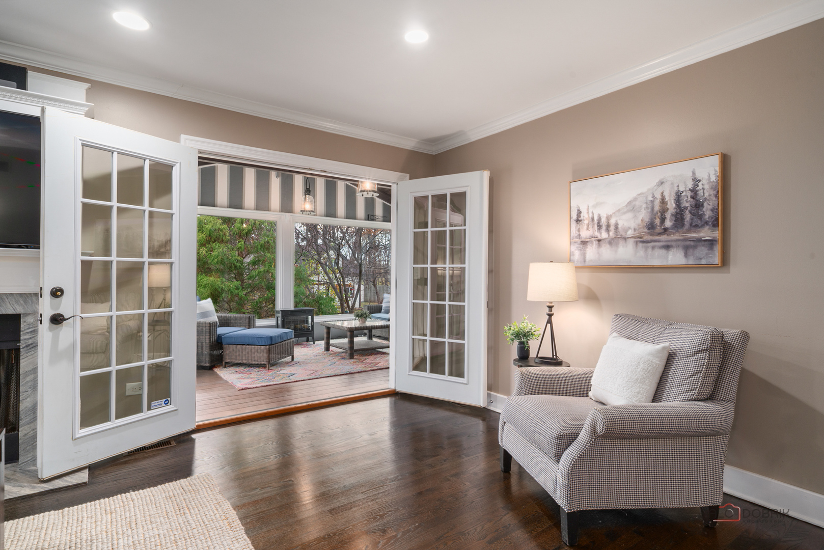 15393 W Oak Spring Road, Libertyville, IL 60048