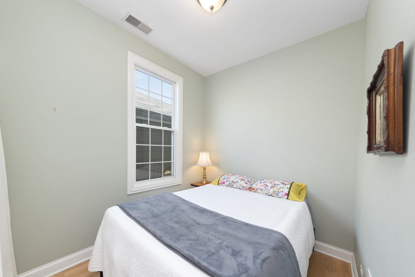 1223 S ELMWOOD Avenue #TWO, Berwyn, IL 60402