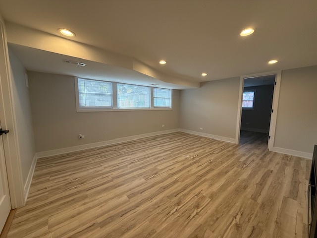 1301 Lois Avenue, Park Ridge, IL 60068